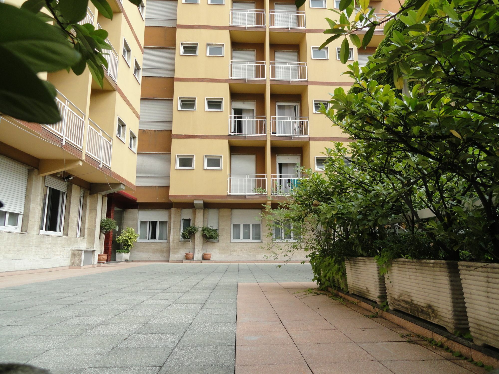 Residence Giusti 6 Milano Eksteriør bilde